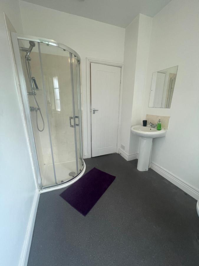 De Luxe Aparthotel Leicester Extérieur photo
